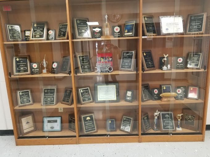 Dan’s Awards & Engraving